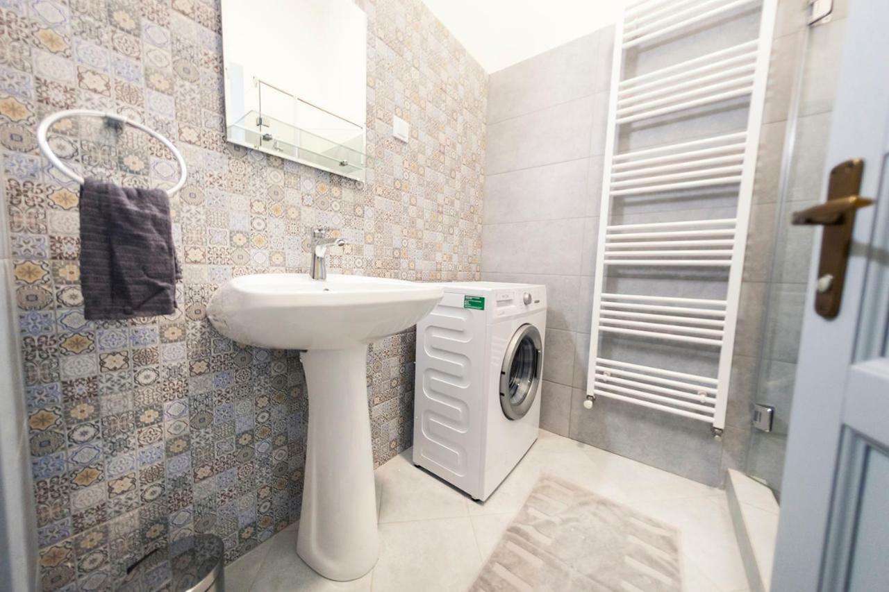 Central Luxury 3 Κλουζ-Ναπόκα Εξωτερικό φωτογραφία